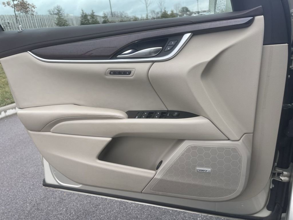 Used 2016 Cadillac XTS Luxury w/ Driver Awareness Package image 24