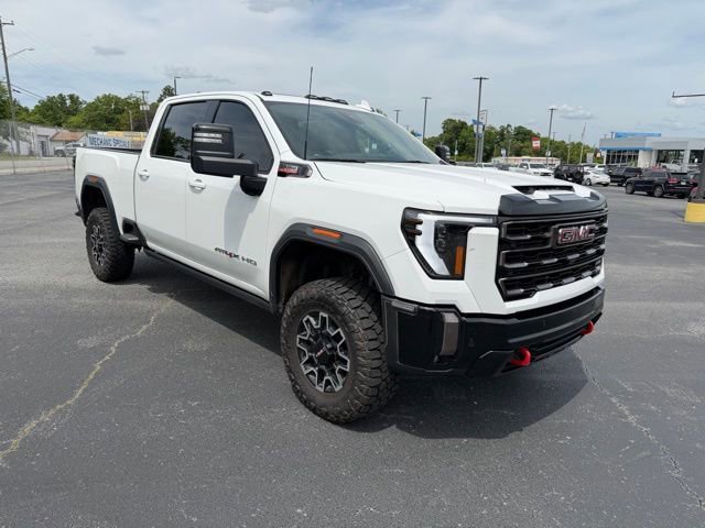 Used 2024 GMC Sierra 2500 AT4X image 4