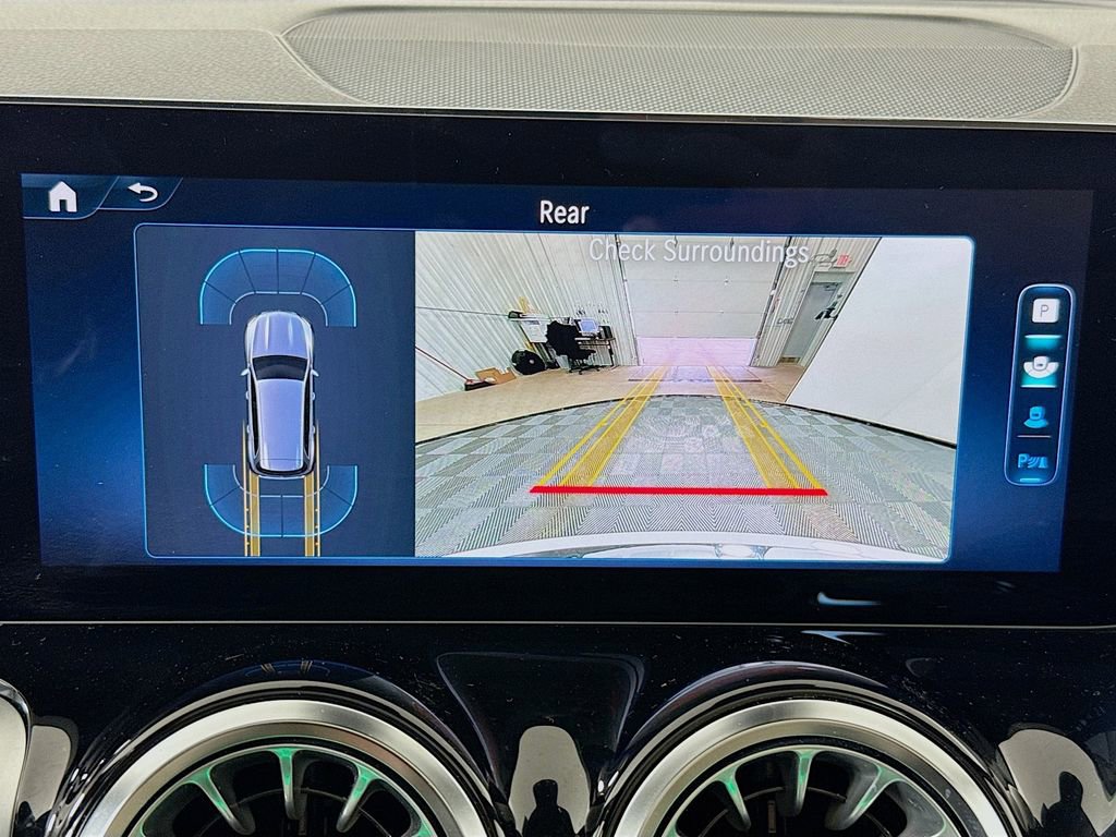 Used 2024 Mercedes-Benz GLB 250 GLB 250 image 13