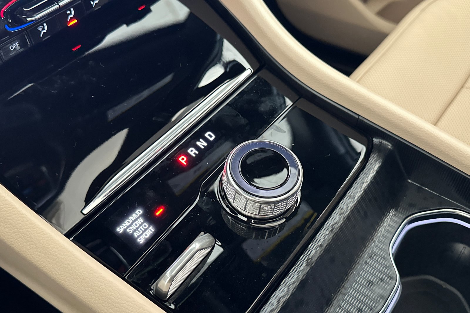 New 2025 Jeep Grand Cherokee L Limited w/ Luxury Tech Group II image 23