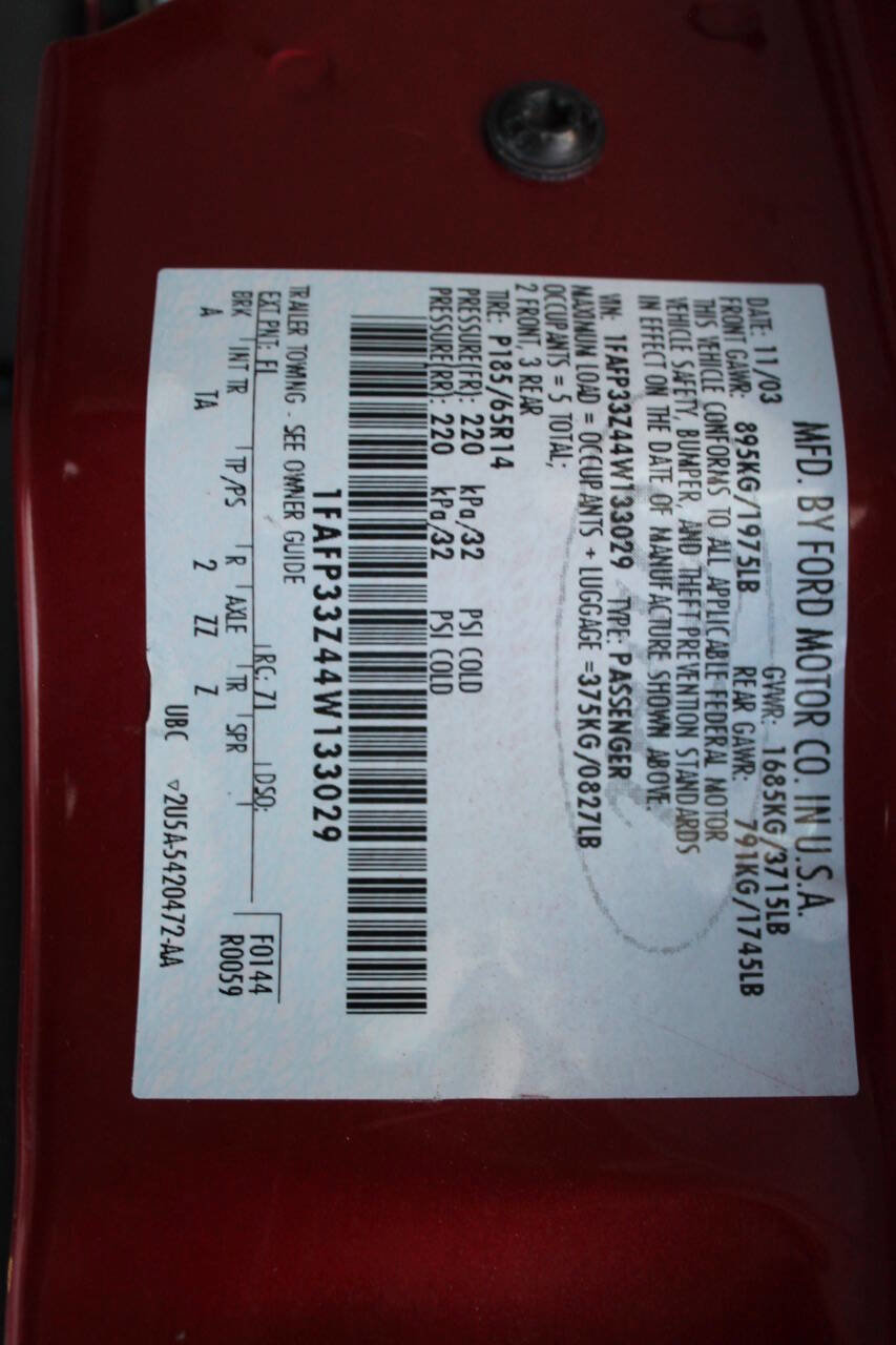 Used 2004 Ford Focus LX image 9