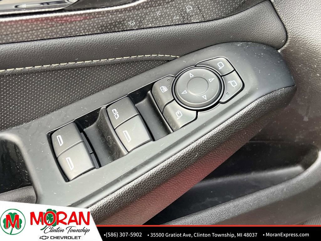 Certified 2023 Chevrolet Traverse Premier w/ LPO, Floor Liner Package image 18