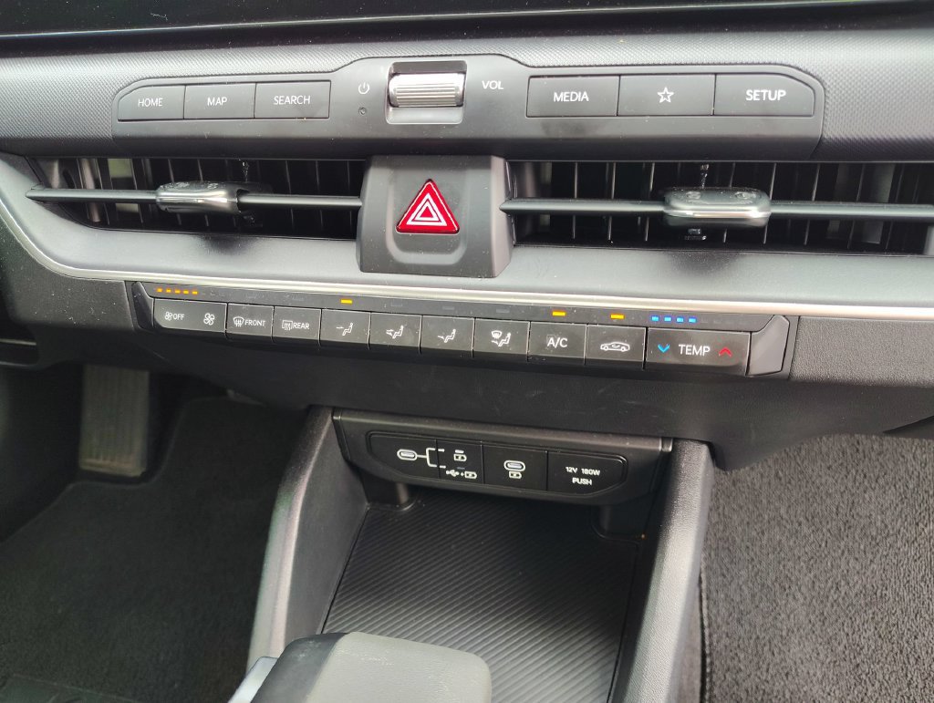 Certified 2025 Kia K4 FWD image 25