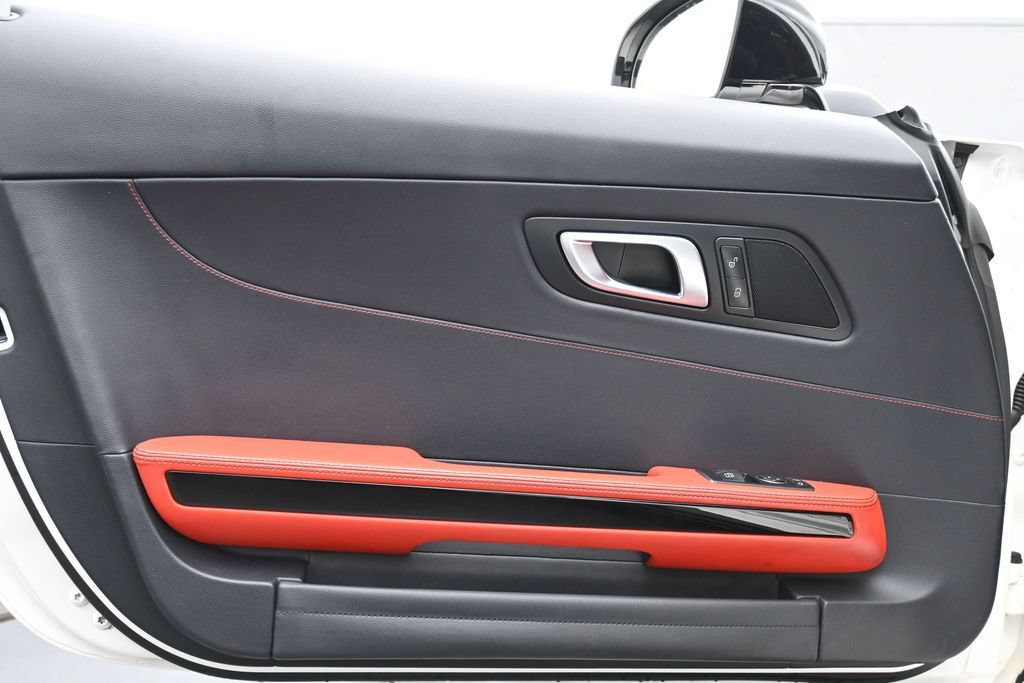Used 2017 Mercedes-Benz AMG GT Coupe w/ AMG Aerodynamic Package image 9