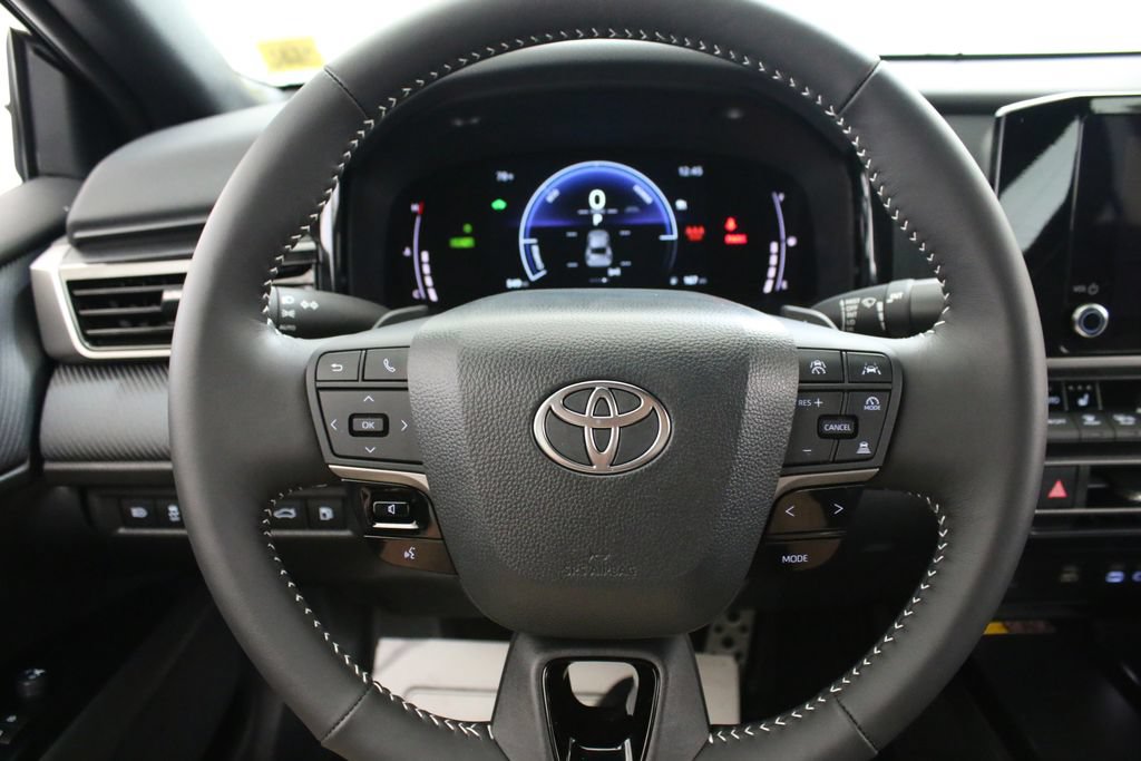 Used 2026 Toyota Camry SE w/ Convenience Package AWD/4WD image 11