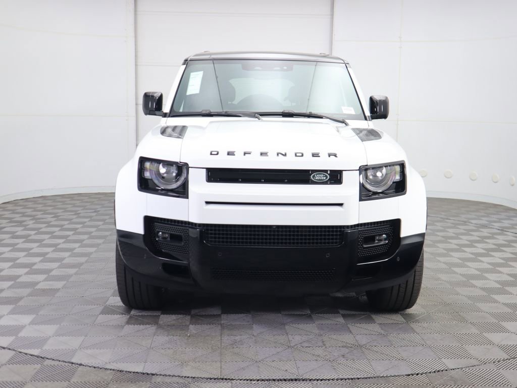 New 2025 Land Rover Defender 130 V8 image 2
