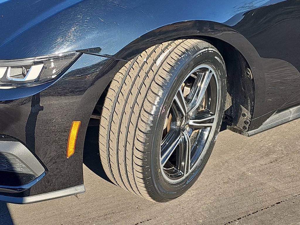 Used 2024 Ford Mustang Premium image 36