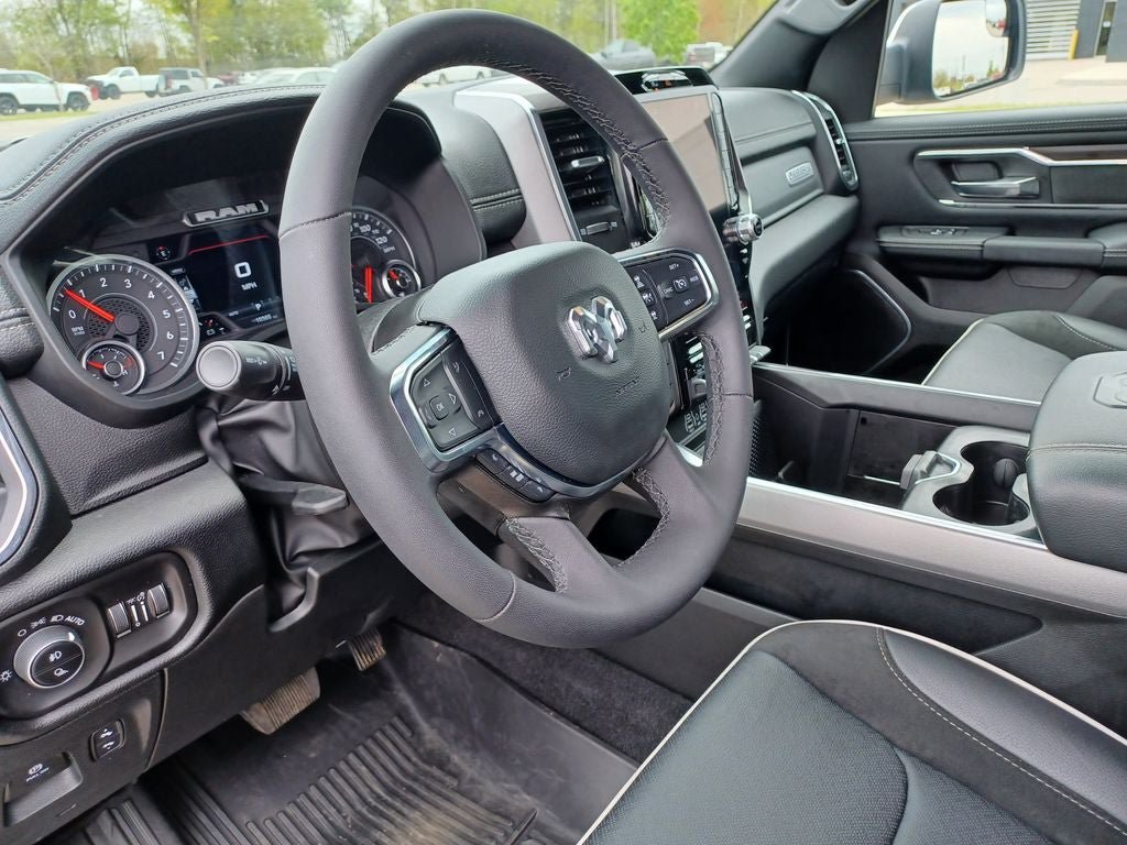 Used 2026 RAM 1500 Laramie AWD/4WD image 15