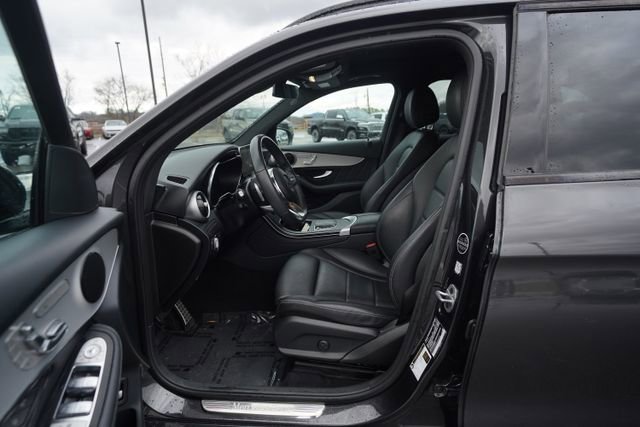 Used 2022 Mercedes-Benz GLC 300 image 14