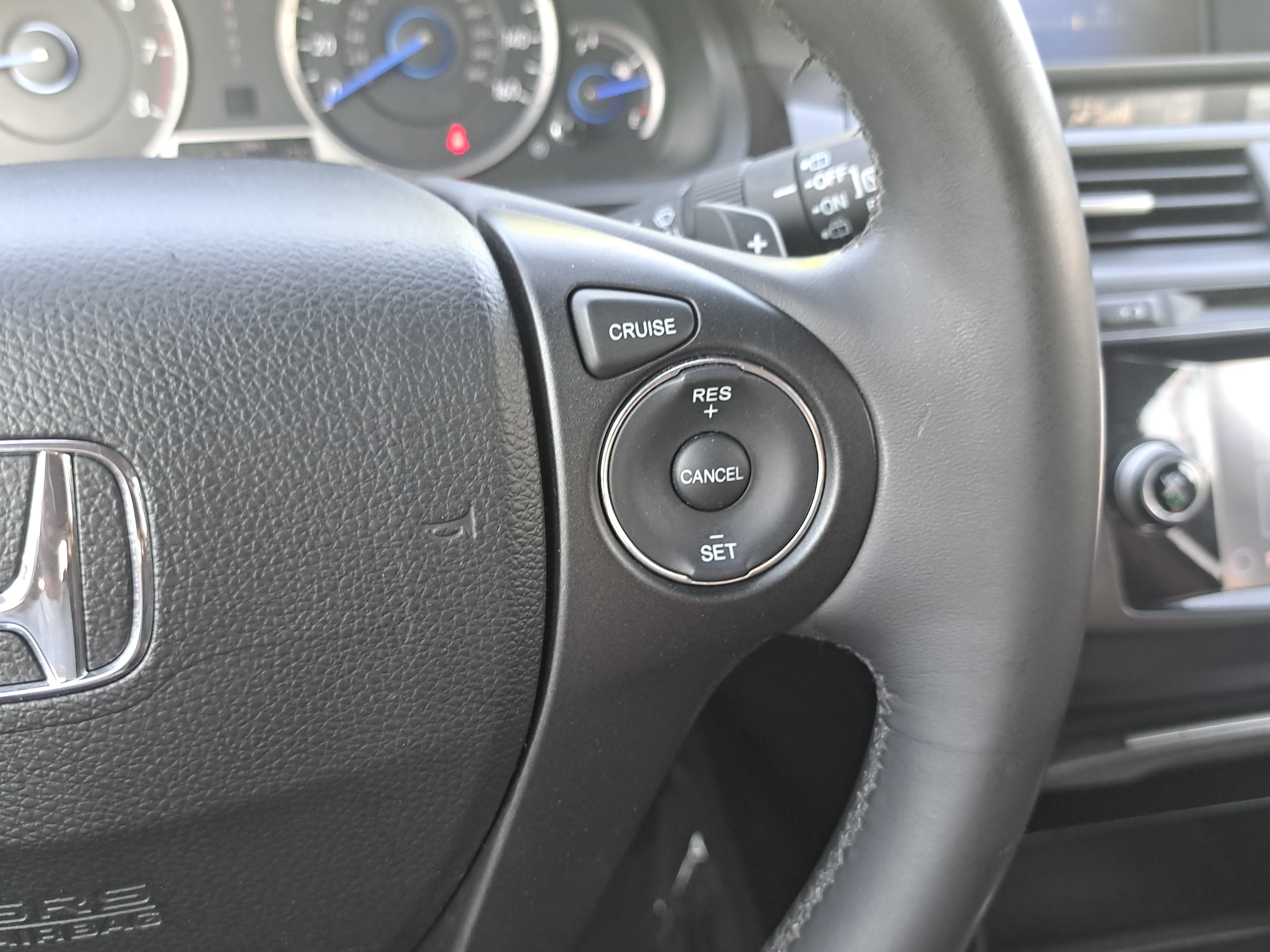 Used 2014 Honda Crosstour EX-L image 17