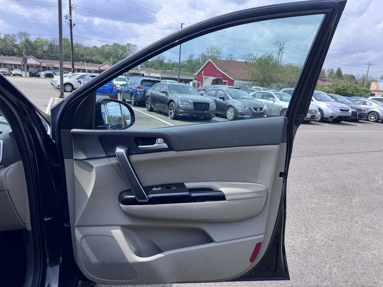 Used 2019 Kia Sportage EX w/ EX Premium Package FWD image 16