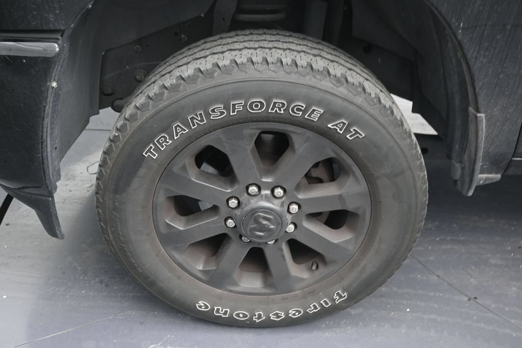 Used 2024 RAM 2500 Big Horn w/ Night Edition AWD/4WD image 9