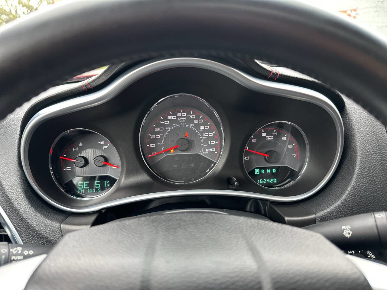 Used 2011 Dodge Avenger Heat FWD image 16