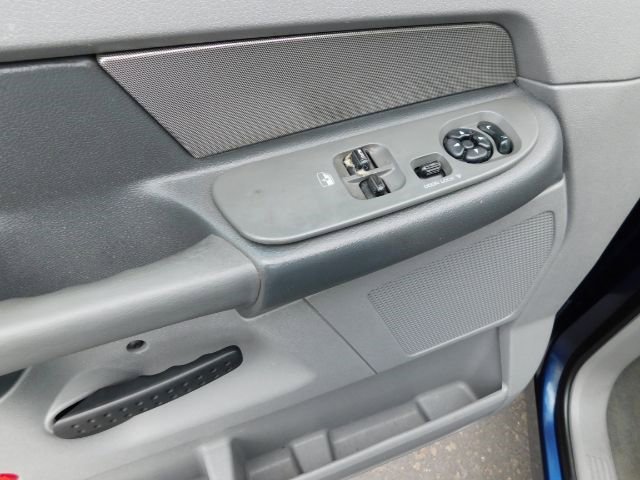 Used 2008 Dodge Ram 1500 Truck ST image 12