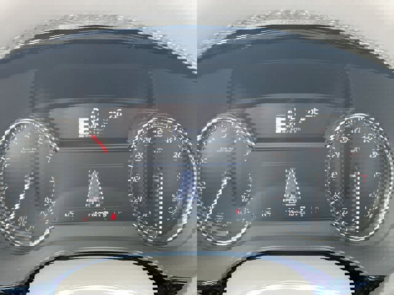 Certified 2025 Cadillac XT5 Premium Luxury w/ LPO, Floor Liner Package image 29