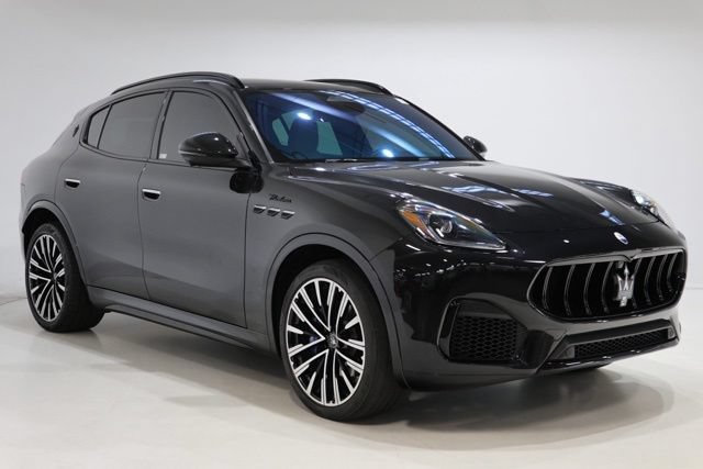 Used 2023 Maserati Grecale Modena AWD/4WD image 1