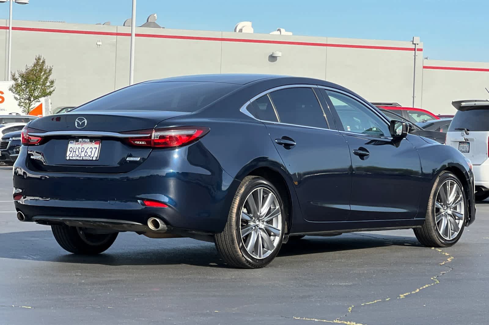 Used 2018 MAZDA MAZDA6 Touring FWD image 2
