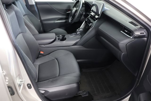 Used 2024 Toyota Venza LE image 22