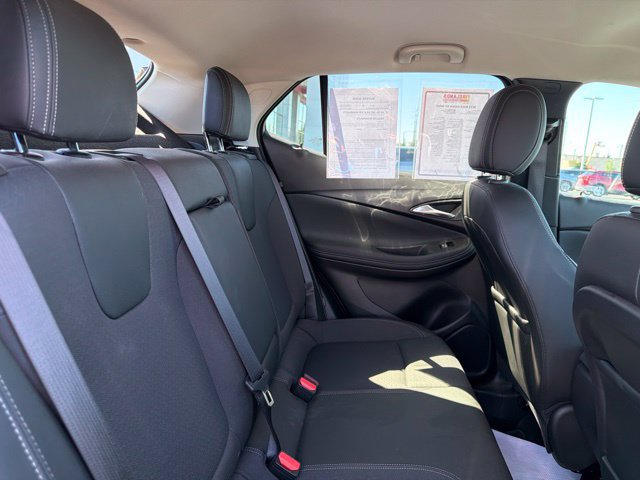 Used 2023 Buick Encore GX Select w/ Sport Touring Package FWD image 31