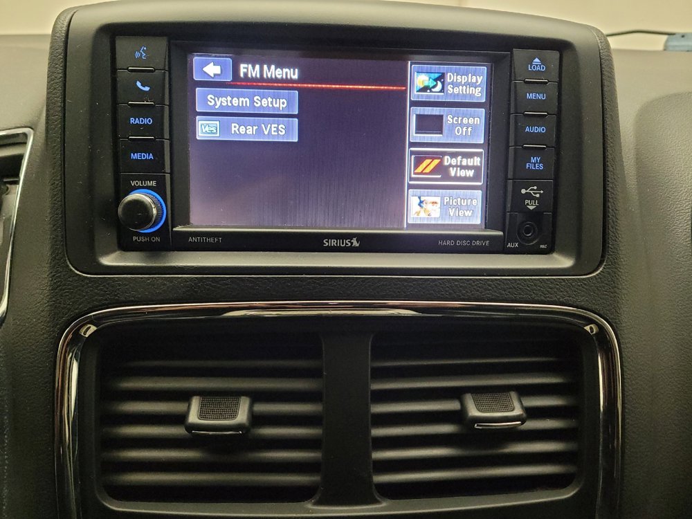 Used 2017 Dodge Grand Caravan SXT w/ Rear Park Assist Package FWD image 25