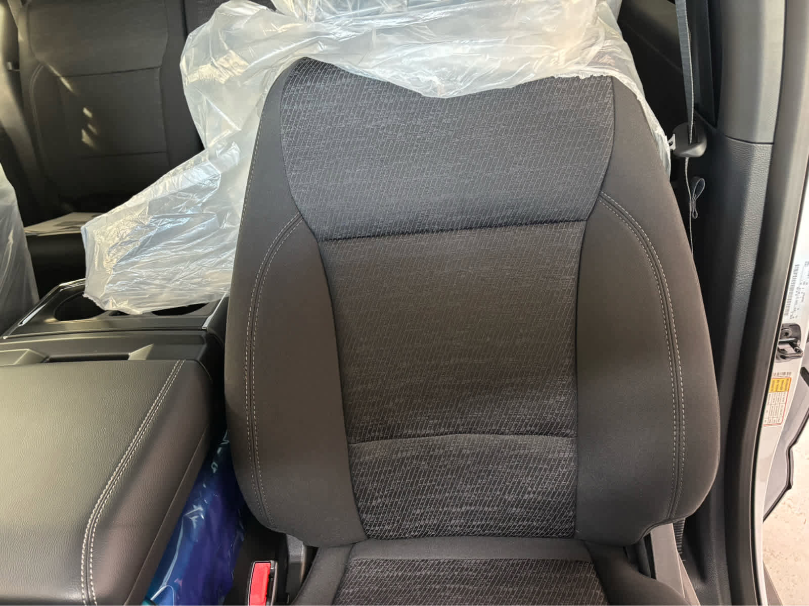 New 2025 Ford F150 XLT w/ Equipment Group 302A MID image 38