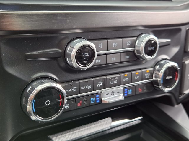 Used 2024 Ford F250 Lariat w/ Lariat Ultimate Package AWD/4WD image 20