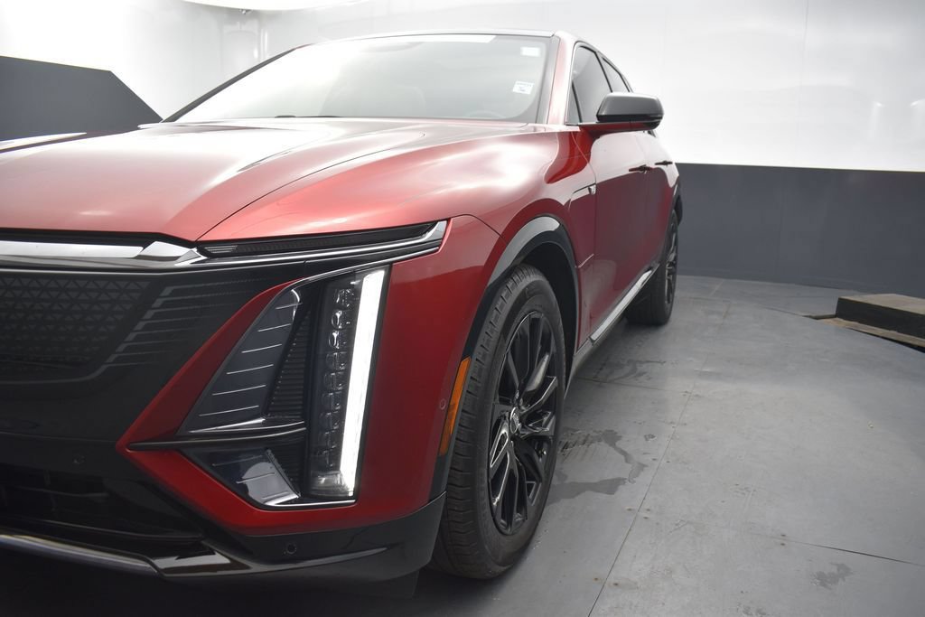 Used 2024 Cadillac Lyriq Sport w/ Nappa Leather Package AWD/4WD image 36