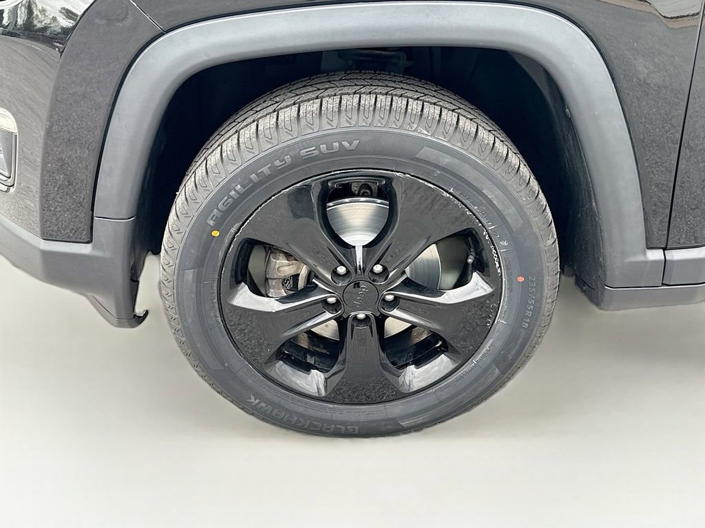 Used 2018 Jeep Compass Latitude AWD/4WD image 31