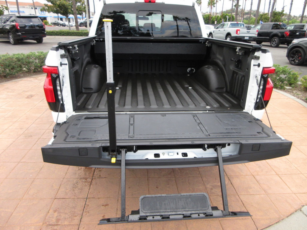 Certified 2023 Ford F150 Lightning Lariat w/ Equipment Group 511A High AWD/4WD image 29