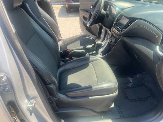 Used 2017 Chevrolet Trax LT w/ Driver Confidence Package FWD image 33