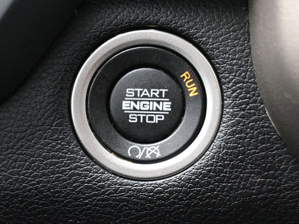 Used 2024 RAM 2500 Laramie image 22