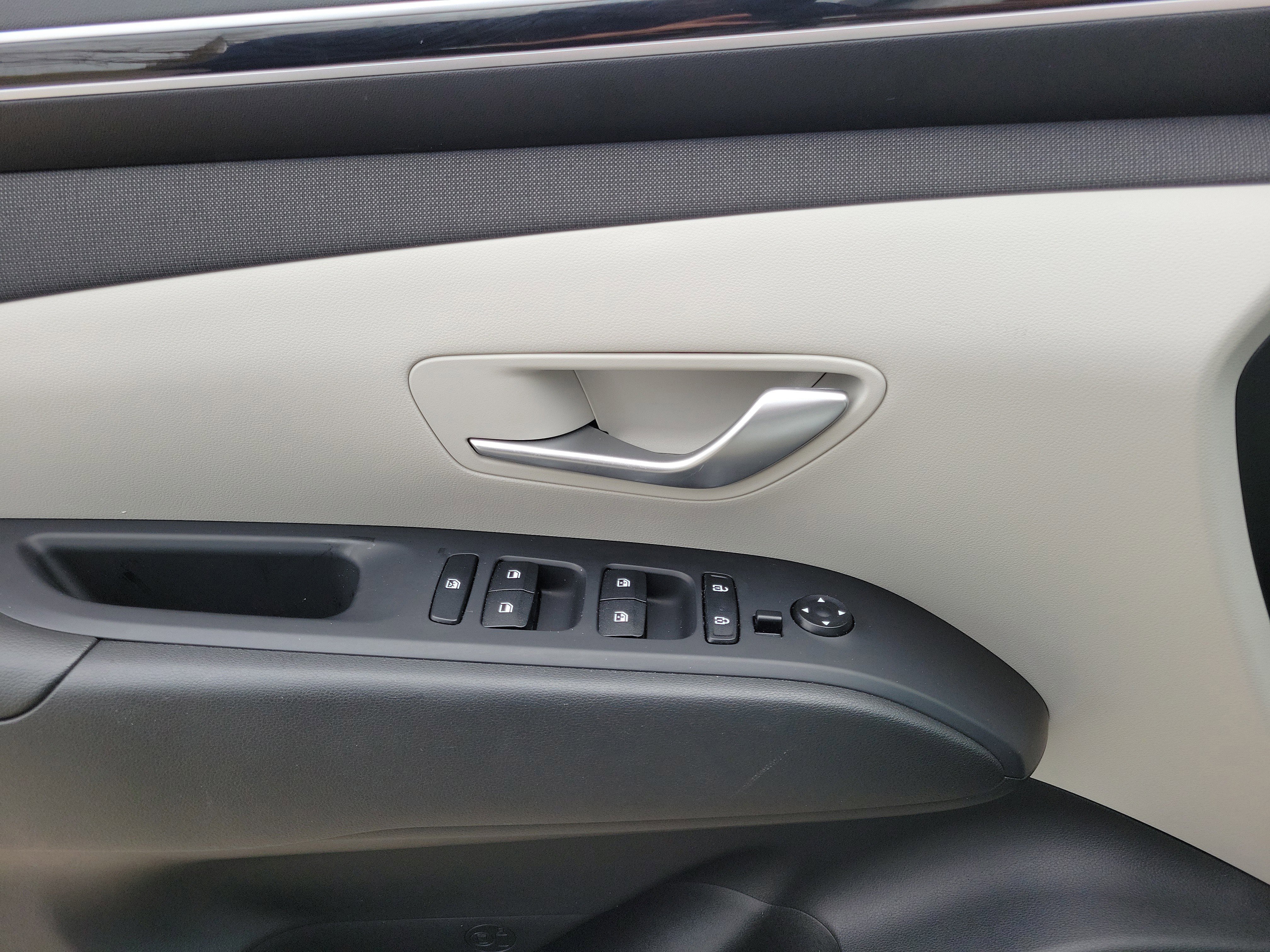 Used 2024 Hyundai Tucson SEL w/ Convenience Package image 17