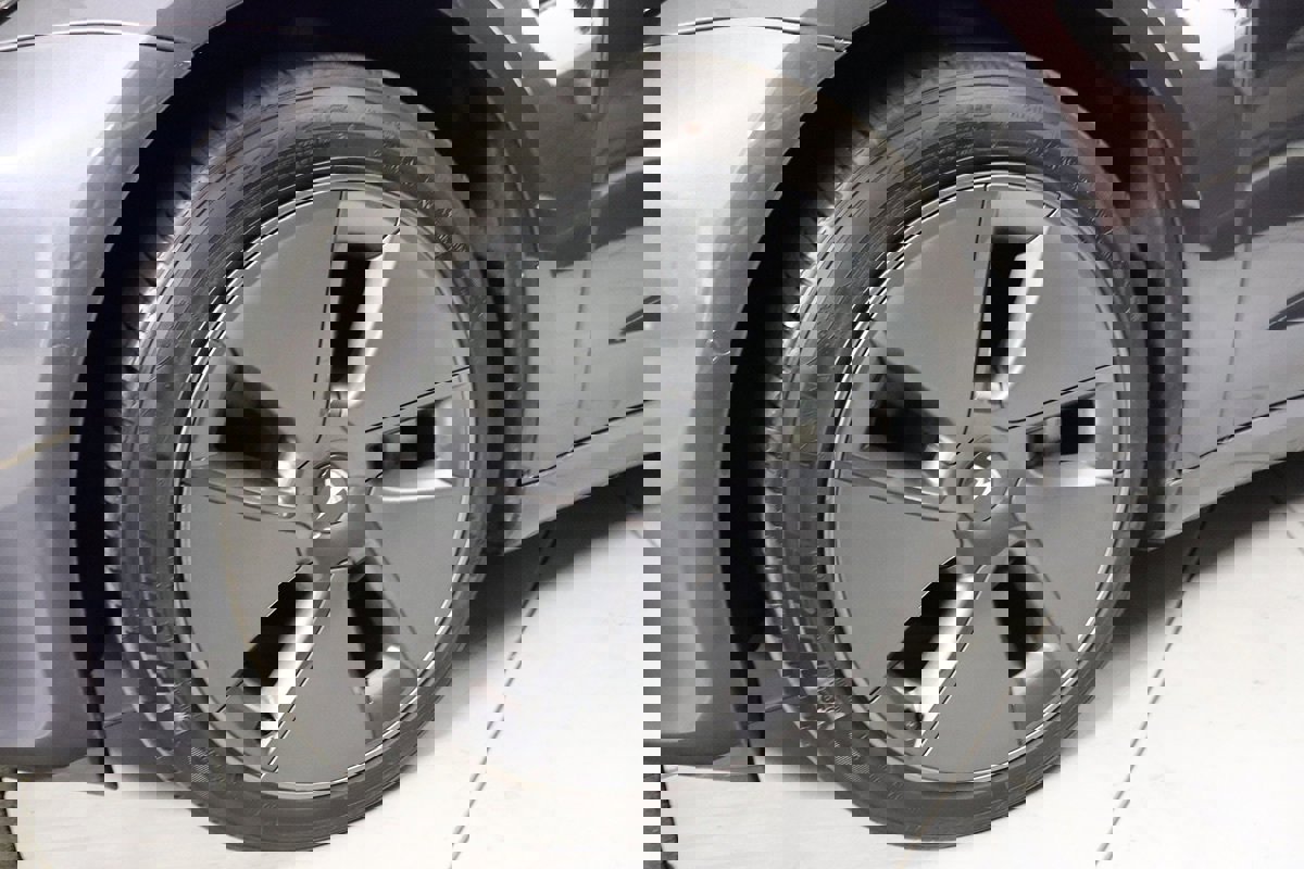 Used 2022 Tesla Model 3 Long Range image 8