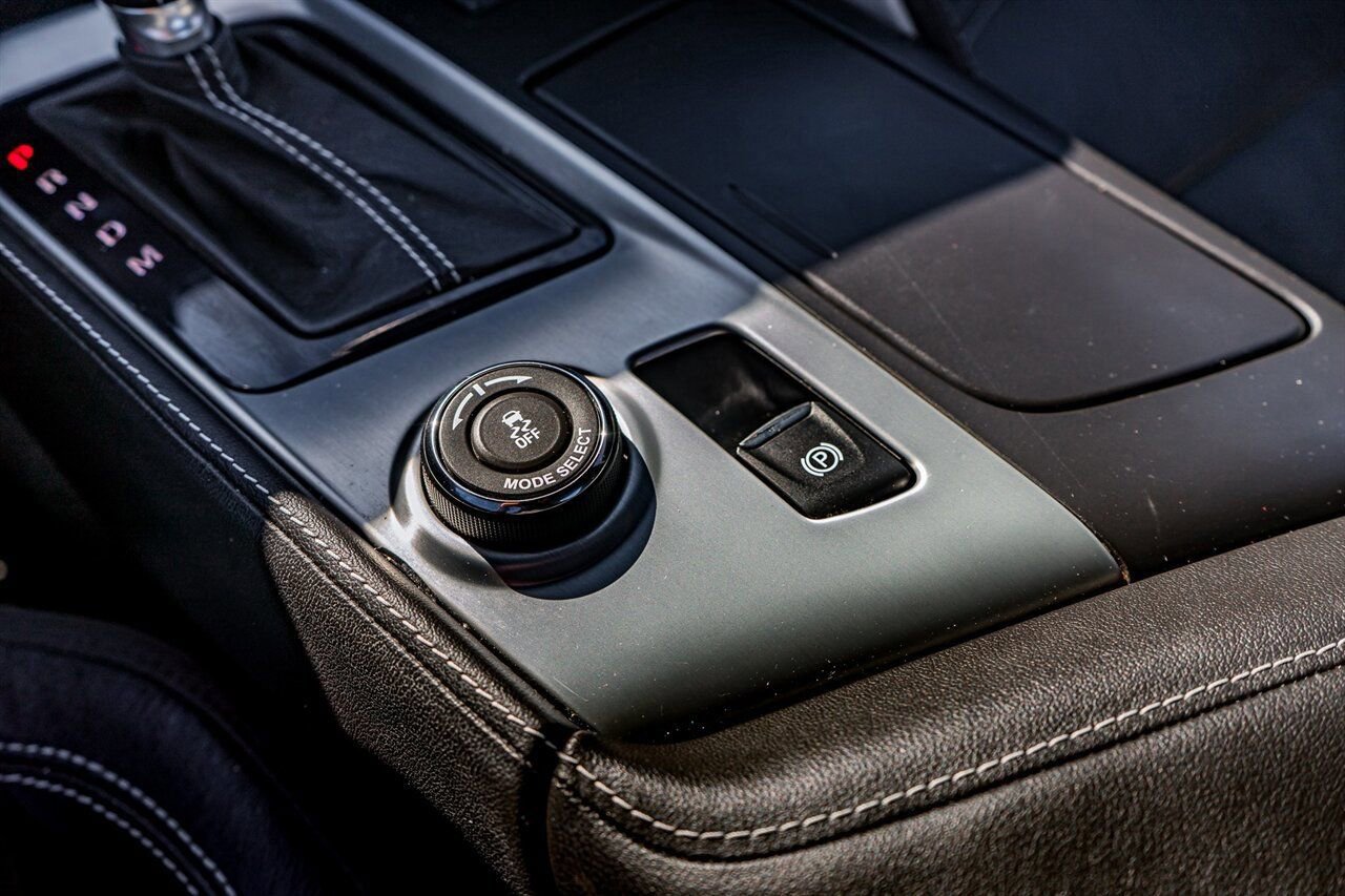 Used 2018 Chevrolet Corvette Stingray Coupe w/ 2LT Preferred Equipment Group image 28