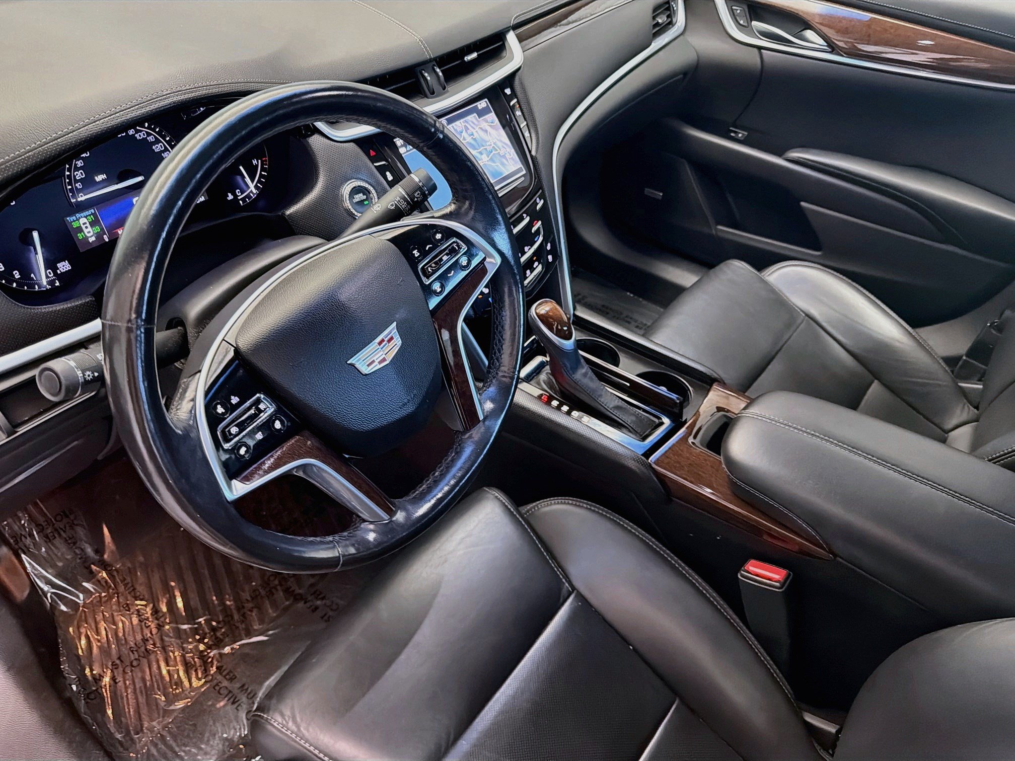 Used 2017 Cadillac XTS Luxury FWD image 7