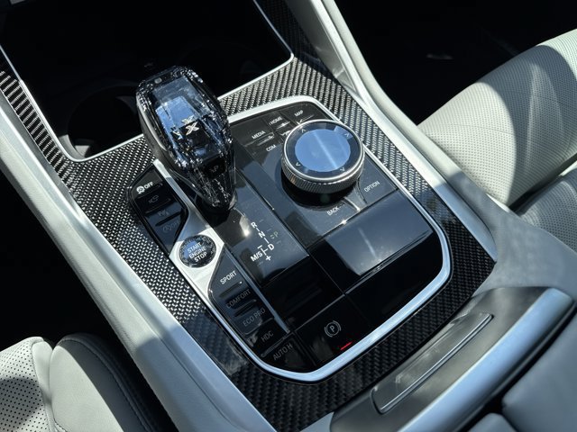 Used 2023 BMW X6 M50i w/ Executive Package AWD/4WD image 17