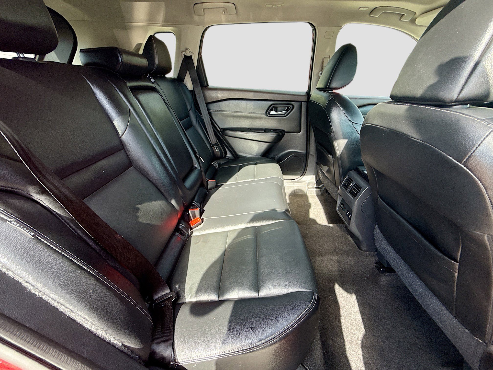 Used 2022 Nissan Rogue SL image 28