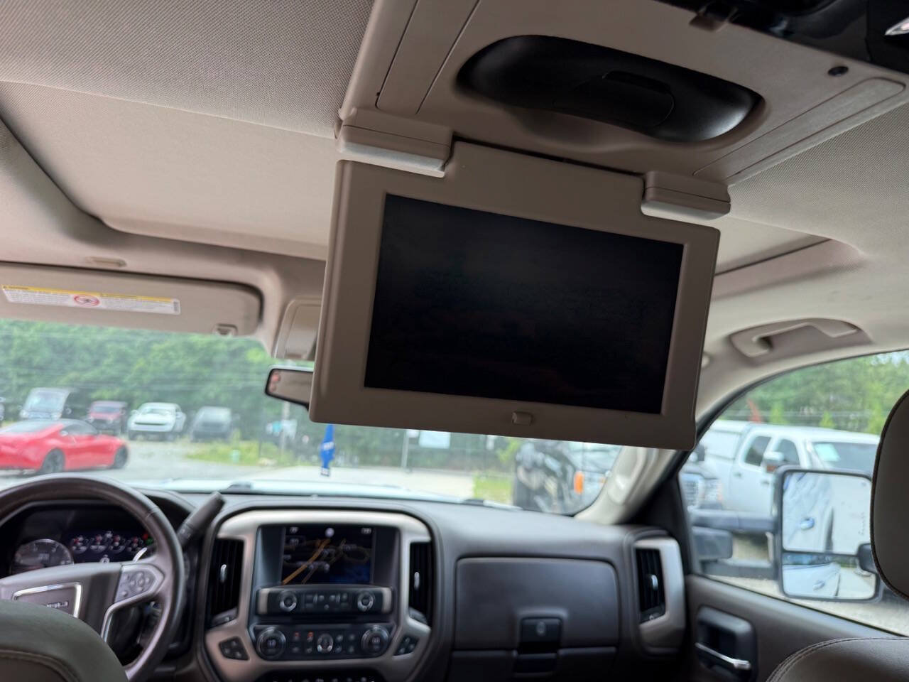 Used 2015 GMC Sierra 2500 Denali w/ Duramax Plus Package AWD/4WD image 23