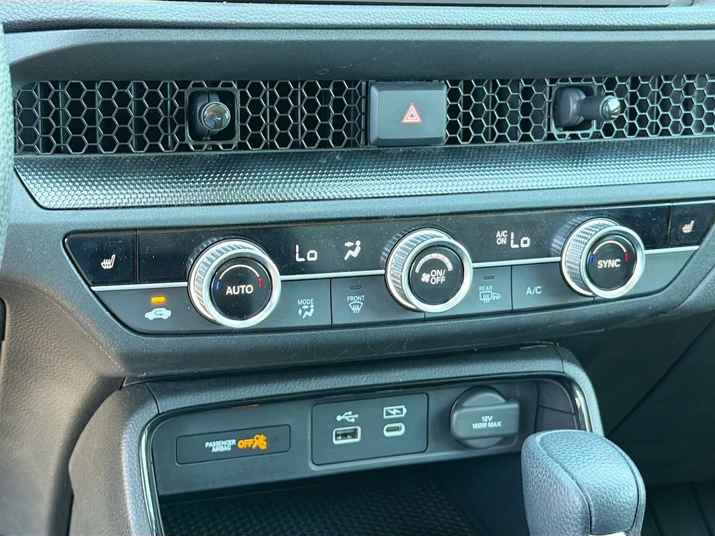 Used 2023 Honda CR-V EX image 16