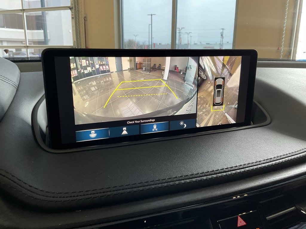 Certified 2023 Acura MDX SH-AWD w/ Advance Package image 18