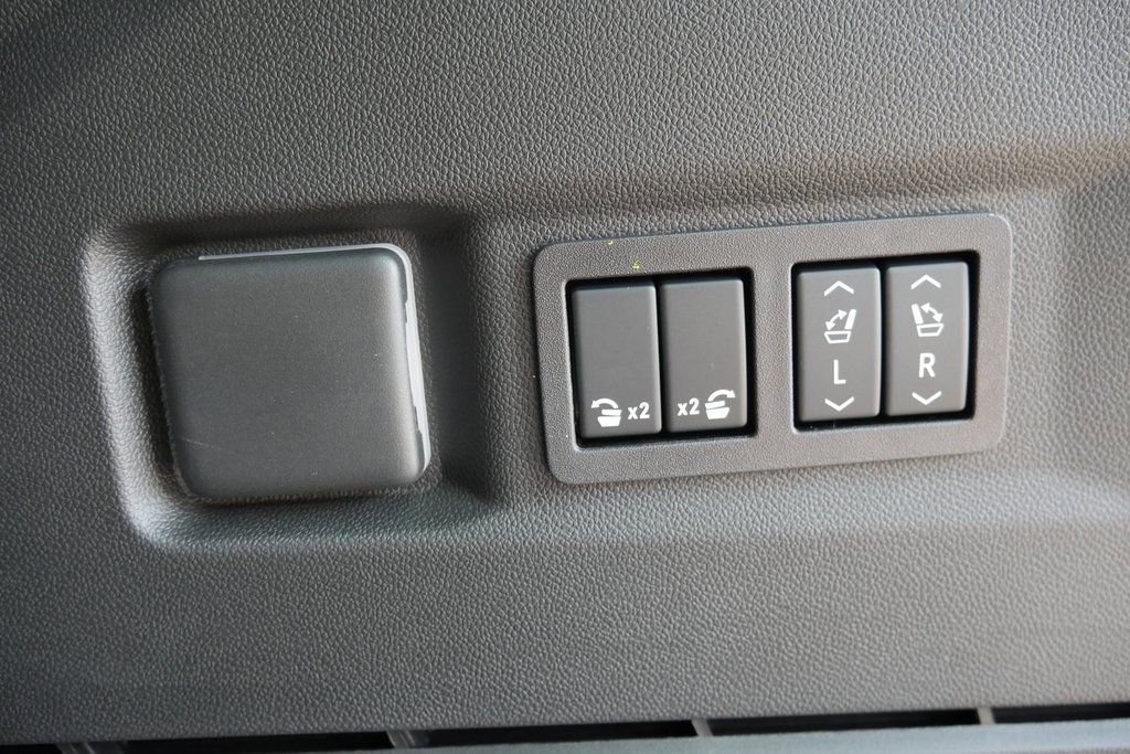 New 2026 Chevrolet Tahoe Premier image 32