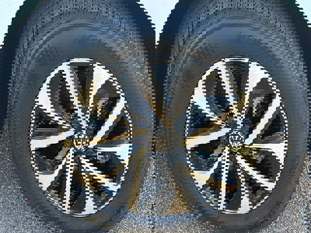 Certified 2025 Volkswagen Jetta S image 6