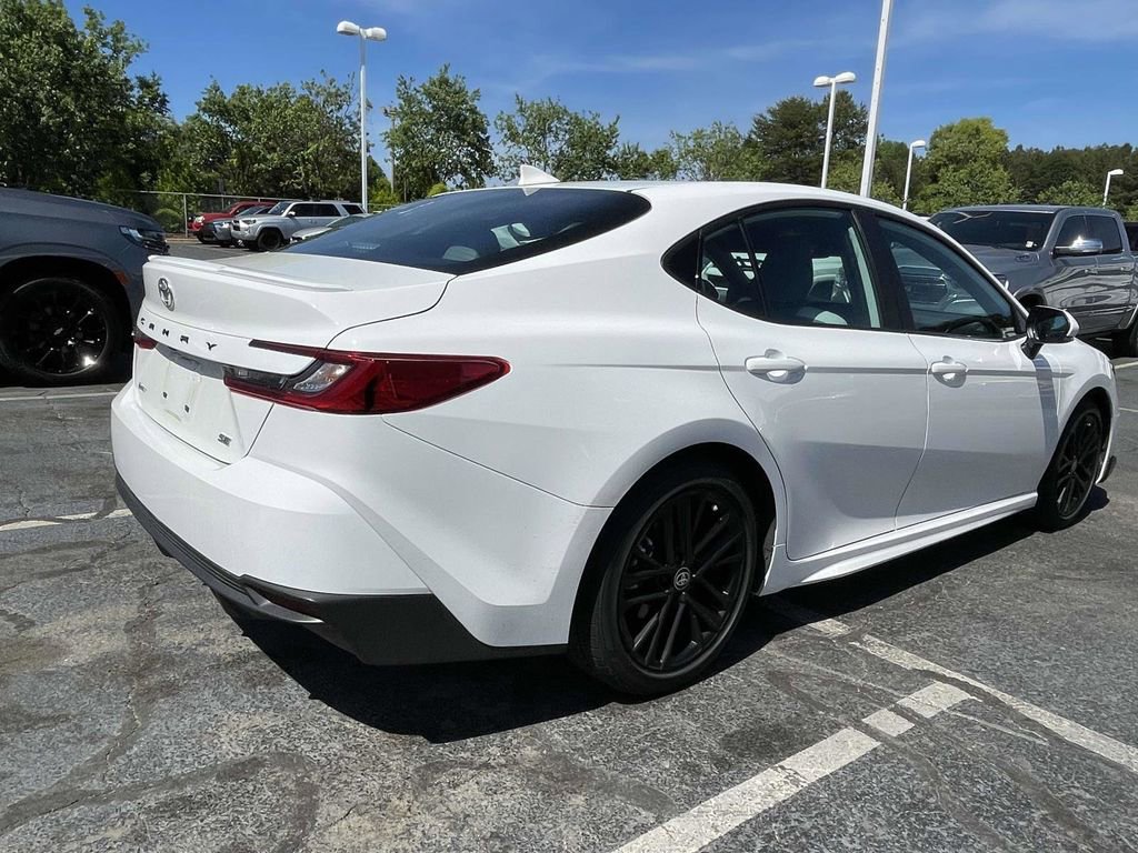 Used 2025 Toyota Camry SE w/ Convenience Package FWD image 27