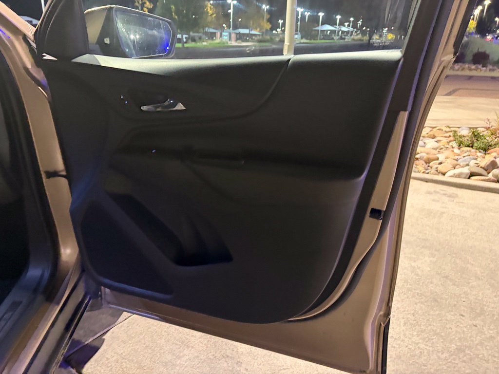 Used 2019 Chevrolet Equinox LT AWD/4WD image 24