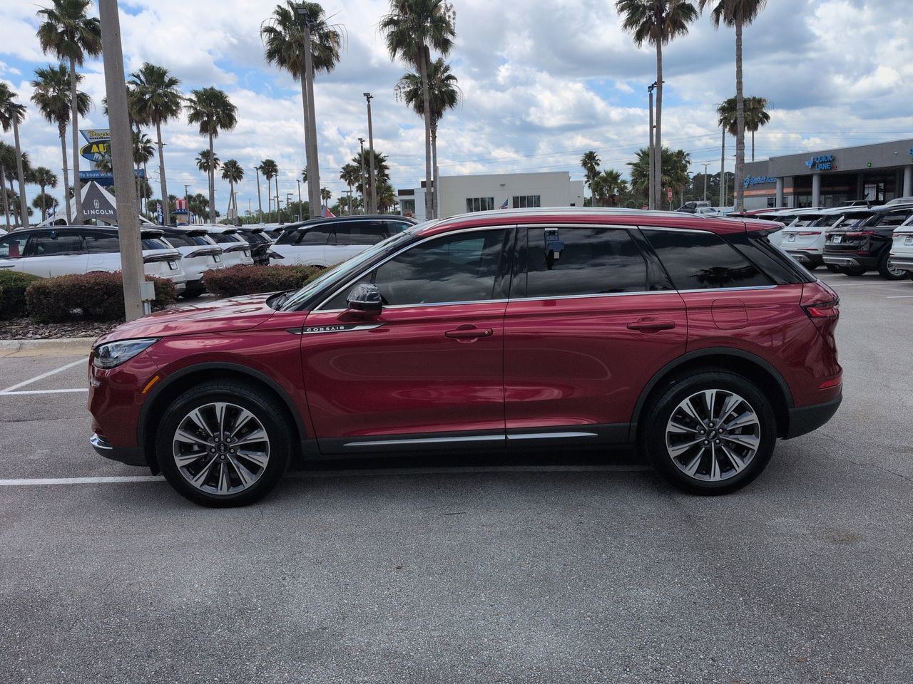 Certified 2022 Lincoln Corsair Reserve w/ Equipment Group 201A FWD image 7