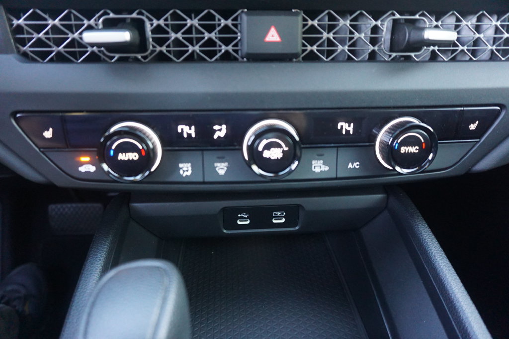Used 2024 Honda Accord EX image 11