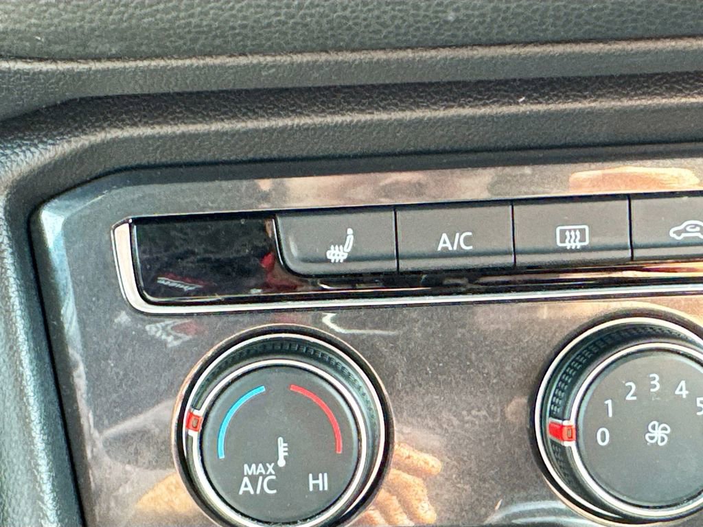 Used 2024 Volkswagen Tiguan S image 14