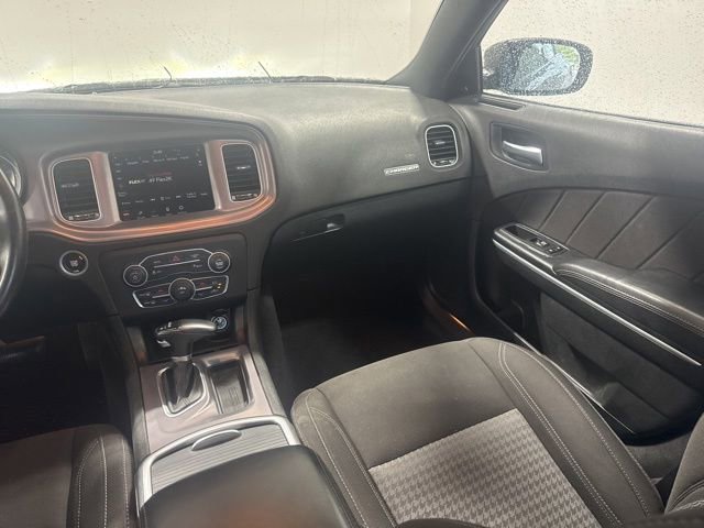 Used 2023 Dodge Charger SXT RWD image 22