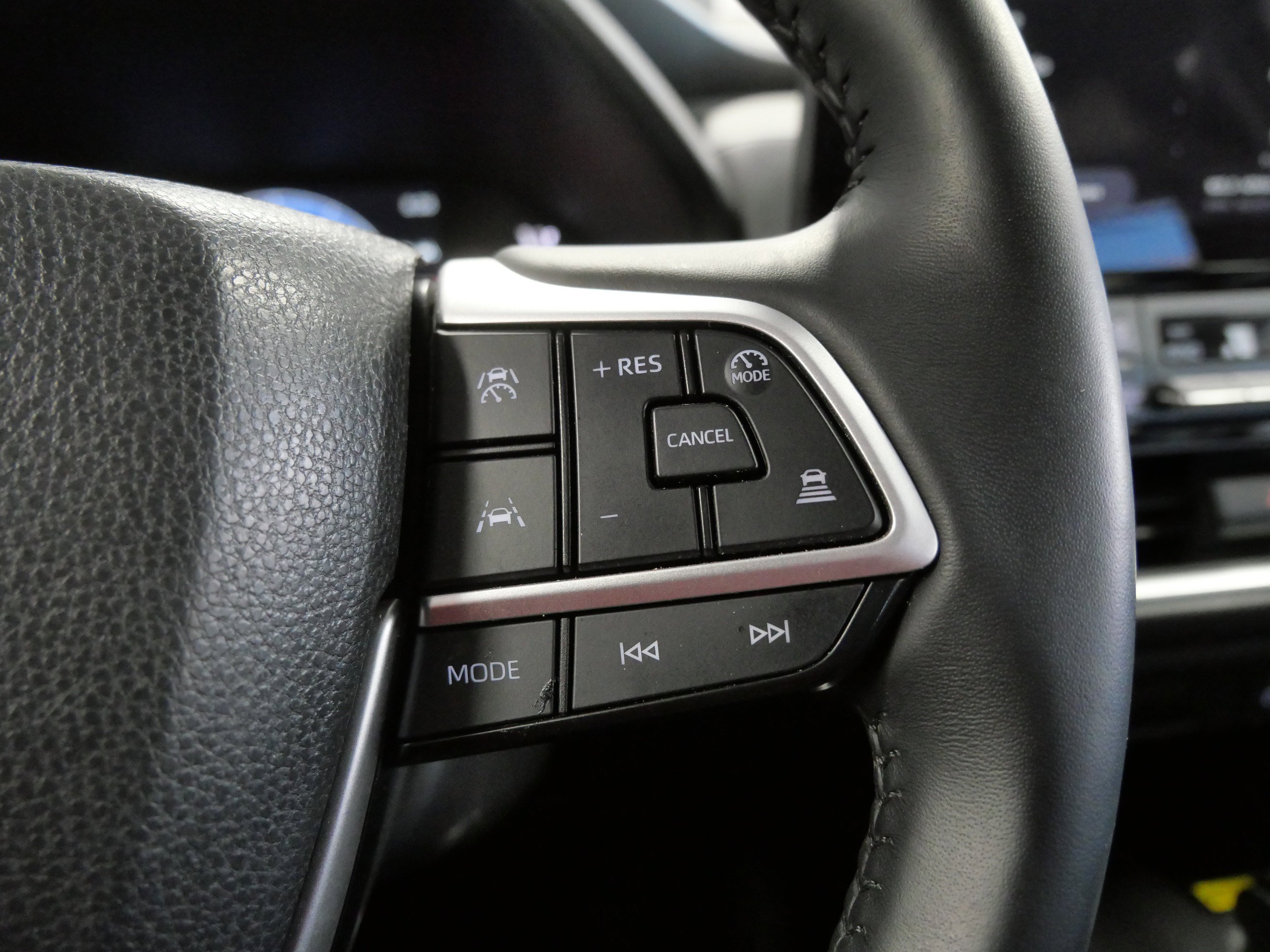 Certified 2025 Toyota Grand Highlander AWD image 29