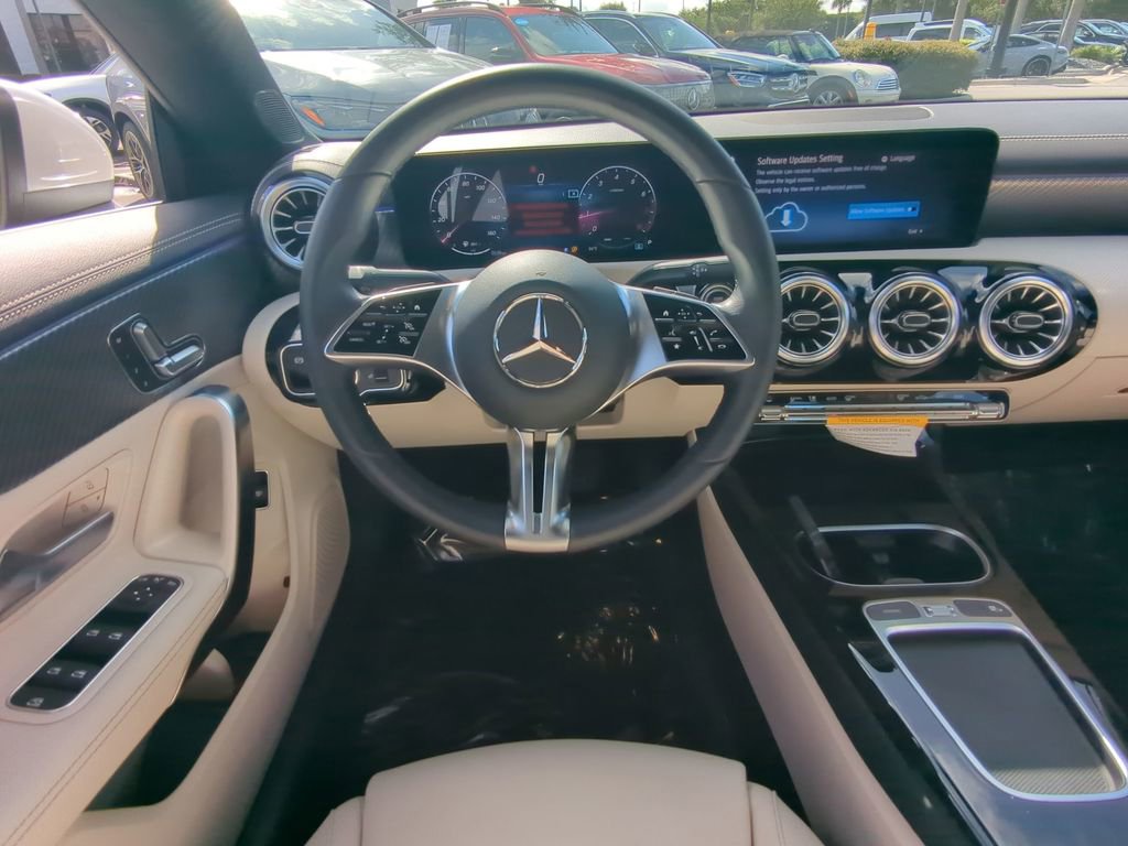 Certified 2025 Mercedes-Benz CLA 250 image 3